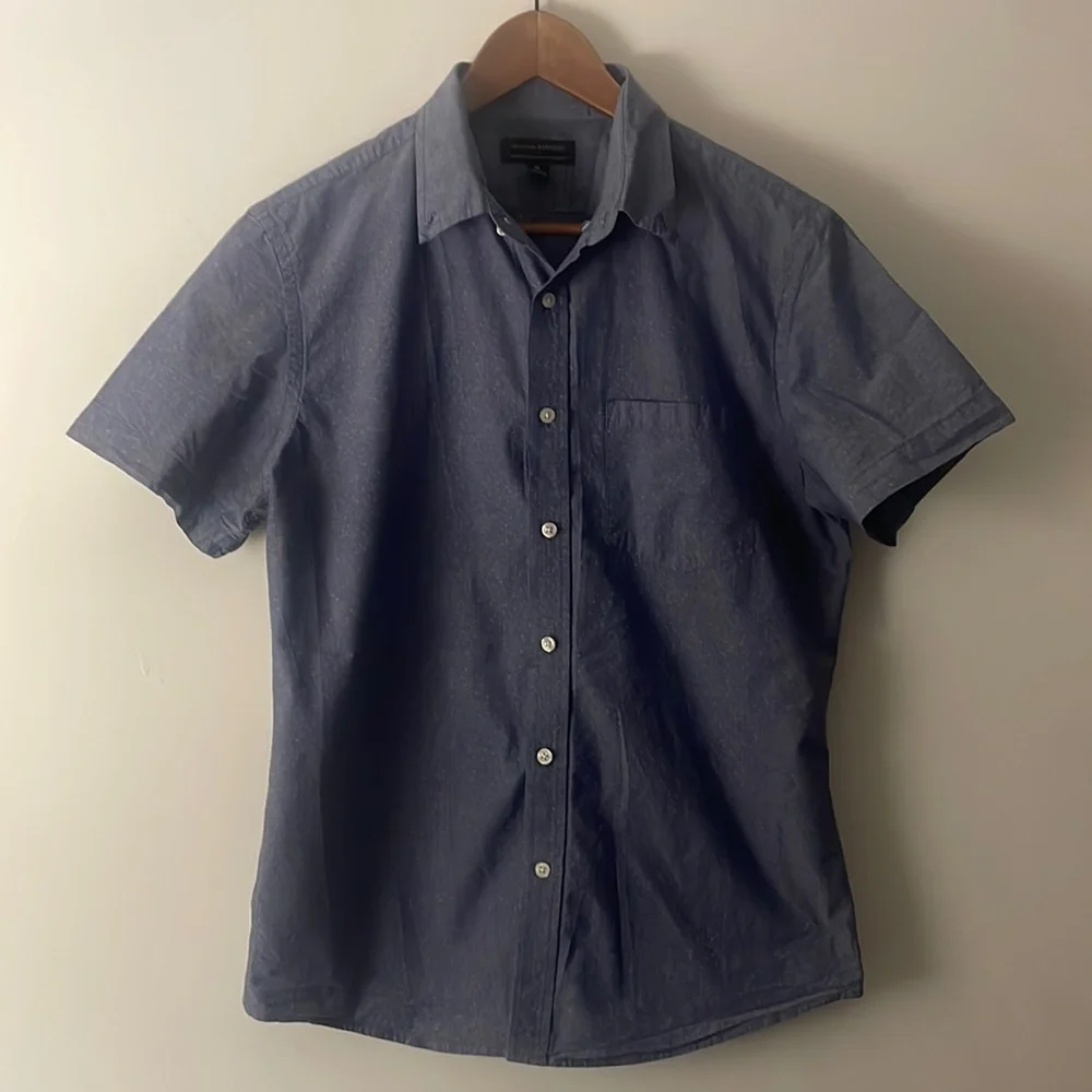 Banana Republic Chambray Men’s Stretch Soft Wash Standard Fit Shirt Sz Medium